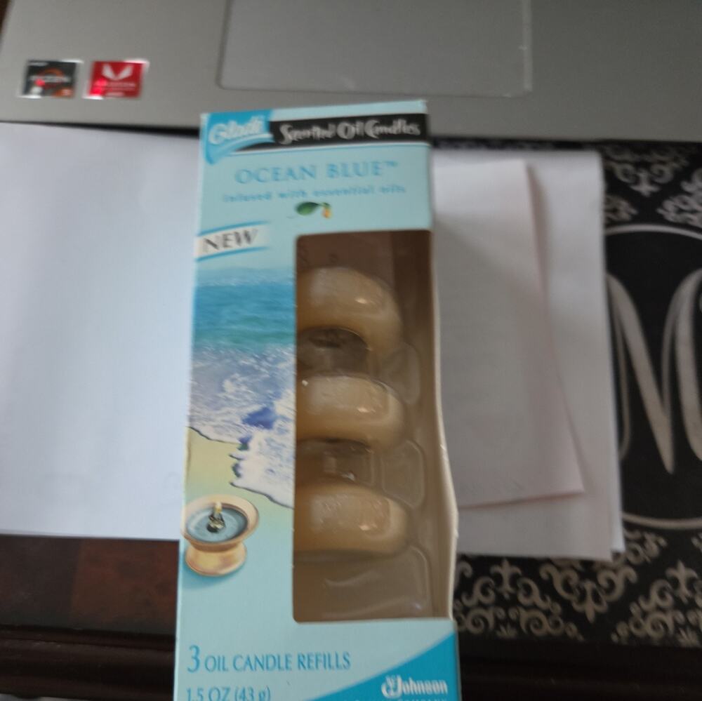 New~ Glade Scented Oil Candle refills Ocean Blue (essential oils) 3 pack